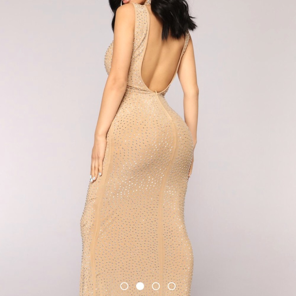 dress - Picture 2 of 4